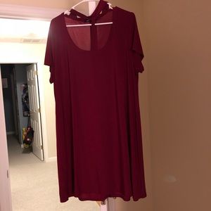 Maroon short sleeve choker neck dress